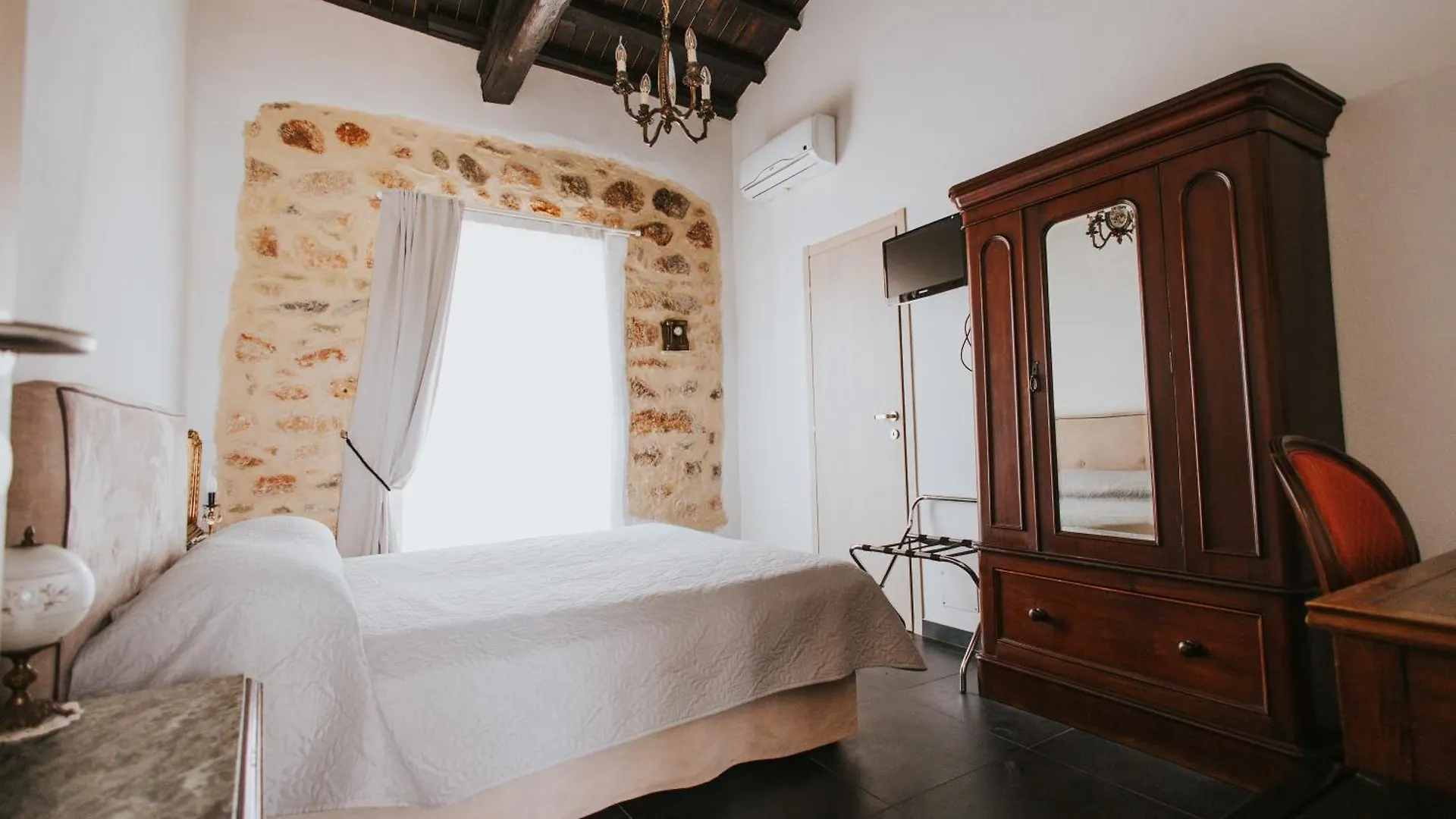 Cosi Priziusi Bed & Breakfast Vizzini 0*,